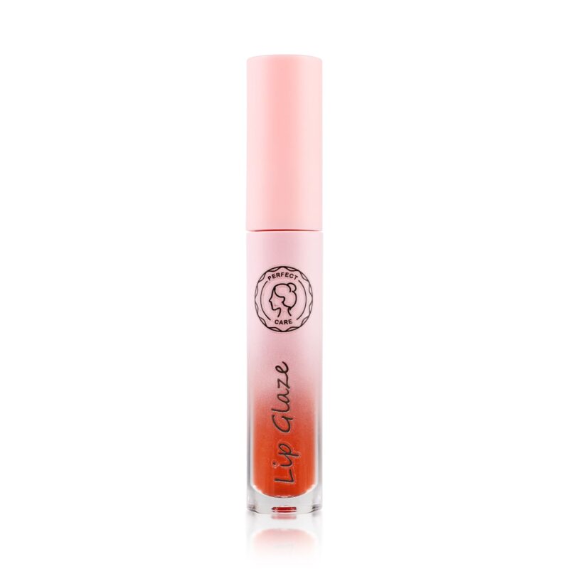 Lip Glaze High-Shine and Glossy Finish With Three Colors