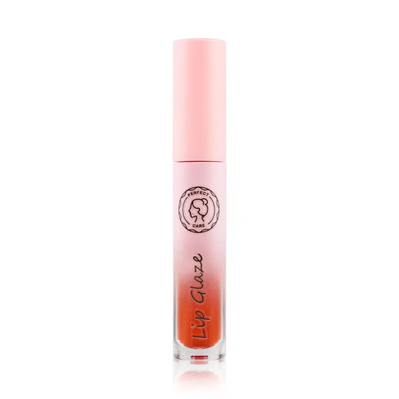 Lip Glaze High-Shine and Glossy Finish With Three Colors Lip Glaze High-Shine and Glossy Finish With Three Colors