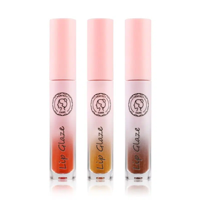 Lip Glaze High-Shine and Glossy Finish With Three Colors Lip Glaze High-Shine and Glossy Finish With Three Colors